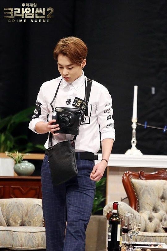 EXO xiumin综艺首秀 现场变身呆萌“吃货”【组图】