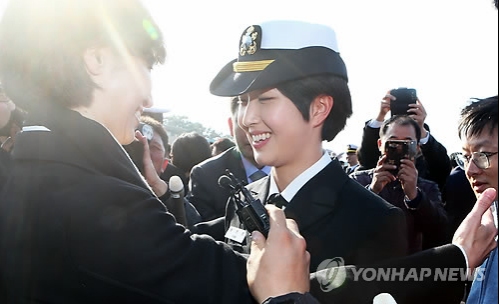 韩SK集团会长次女被派亚丁湾 系财阀子女首位军官（图）