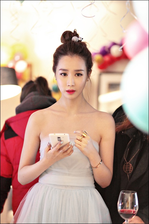 李多海公司否认其与李易峰恋情 李多海美照全盘点【组图】