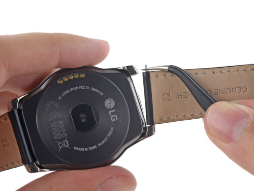 LG Watch Urbane智能手表拆解：电池易更换（组图）