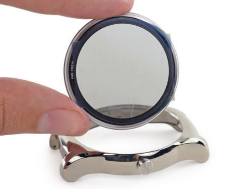 LG Watch Urbane智能手表拆解：电池易更换（组图）