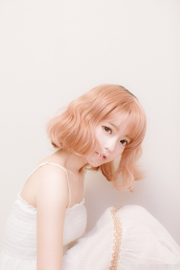 韩国颜值逆天女孩yurisa最新美照 短发＆学生妹造型惊艳【组图】