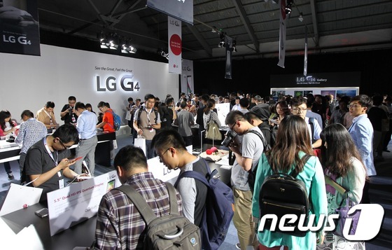 LG G4智能手机将通过电商平台在华发售【组图】