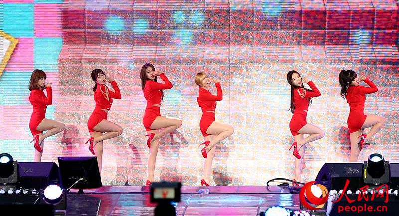 EXO、神话、AOA等出席乐天家族演唱会【组图】