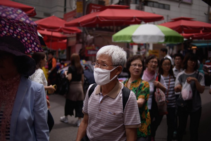 韩国一名与首位中东呼吸综合征感染者有接触的疑似病患死亡【组图】