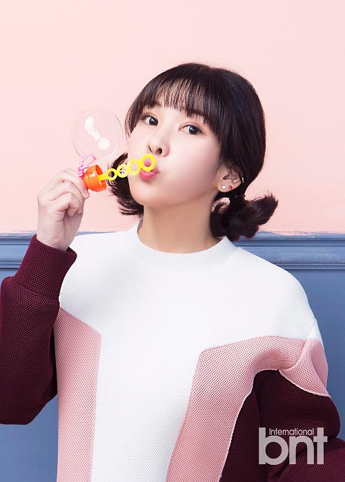 女团七学年一班拍写真 清纯魅惑游走无阻