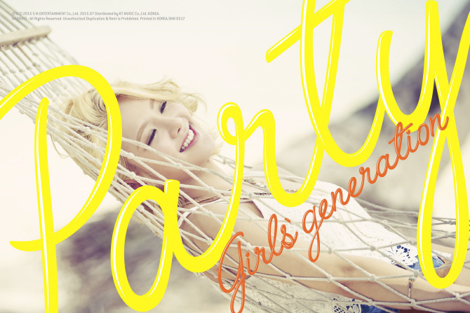 少女时代宣传照公开 Tiffany秀美背秀英头戴花环似花仙子【组图】