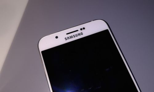 三星最薄超大屏手机Galaxy A8发布会现场图赏