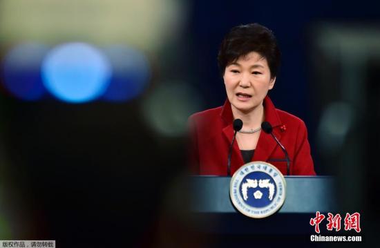 朴槿惠会晤执政党领导人 称须以国民为中心发展