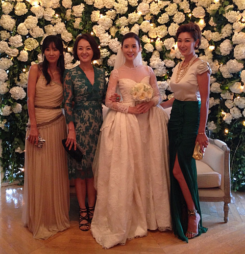 金秀贤出席裴勇俊婚礼送祝福 韩星豪华婚礼及大牌嘉宾全盘点【组图】