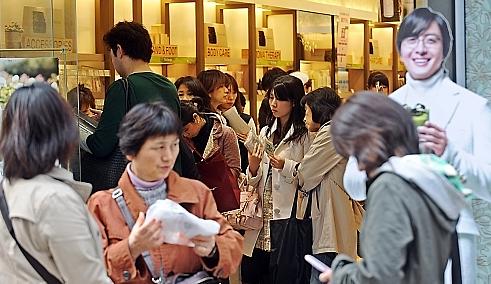 中国人出境游最大气 韩国多穷游族日本人爱远