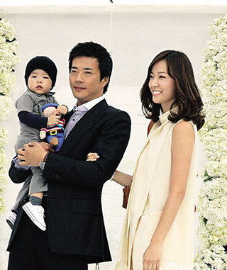 金秀贤出席裴勇俊婚礼送祝福 韩星豪华婚礼及大牌嘉宾全盘点【组图】