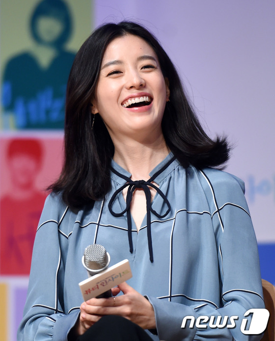 韩孝珠优雅迷人李东旭金发抢镜  《Beauty Inside》发布会大送福利【组图】