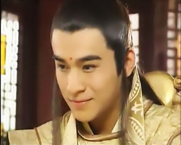 《跑男3》鹿晗变红衣美男子 中韩古装男神大盘点【组图】