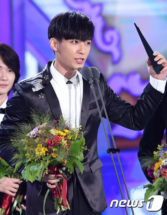 “首尔电视节”李敏镐李英爱成最大赢家 钟汉良陈柏霖获亚洲之星奖【组图】