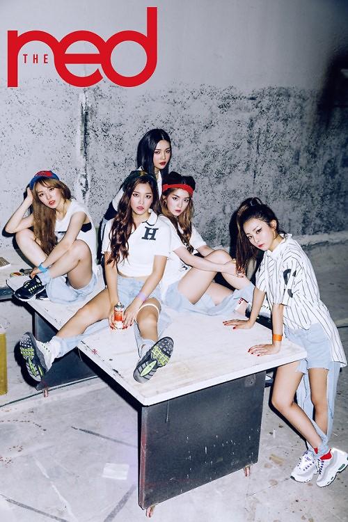Red Velvet首张专辑《The Red》横扫中韩音乐排行榜