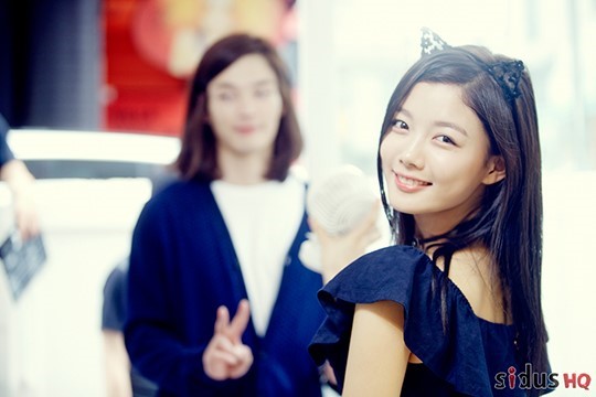 金有贞任瑟雍领衔俊男美女齐亮相 《恋爱细胞2》剧照曝光引期待【组图】