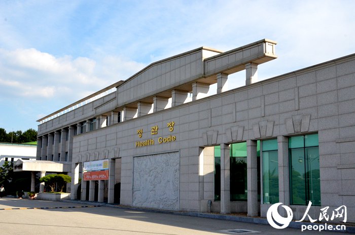 正官庄是韩国最知名的高丽参品牌，它的历史可以追溯到1899年。夏雪 摄