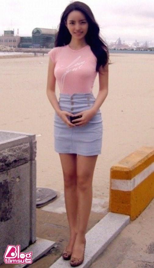 韩国高颜值女老师网络走红 被赞“最正”（组图）