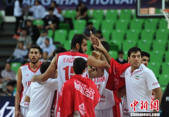 卫冕冠军伊朗队战胜韩国 率先闯入亚锦赛四强