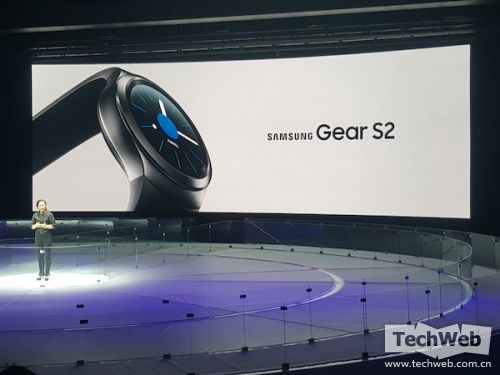 三星圆形智能手表Gear S2国行发布 售价2198元(组图)