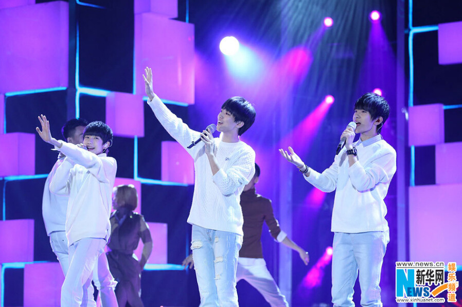 双十一晚会群星狂欢 rain郑容和王凯TFBOYS克雷格齐亮相【组图】