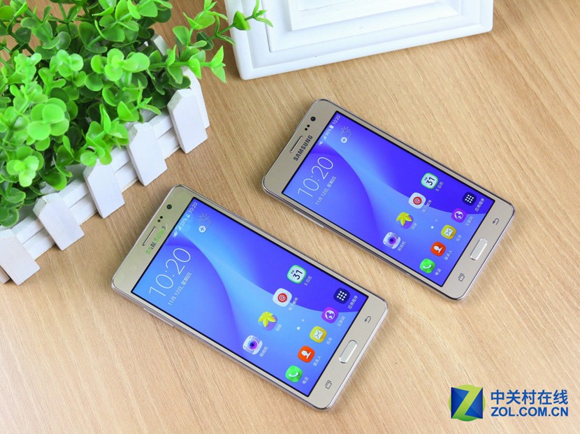 唯美的设计 三星Galaxy On5&On7图赏（组图）