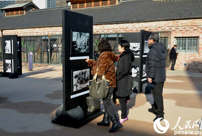 “悲欢中绽放的鲜花-光复70周年”主题图片展在韩举办【组图】