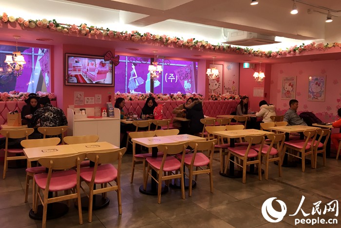 韩国人日均饮咖啡近两杯 咖啡店遍布大街小巷【组图】