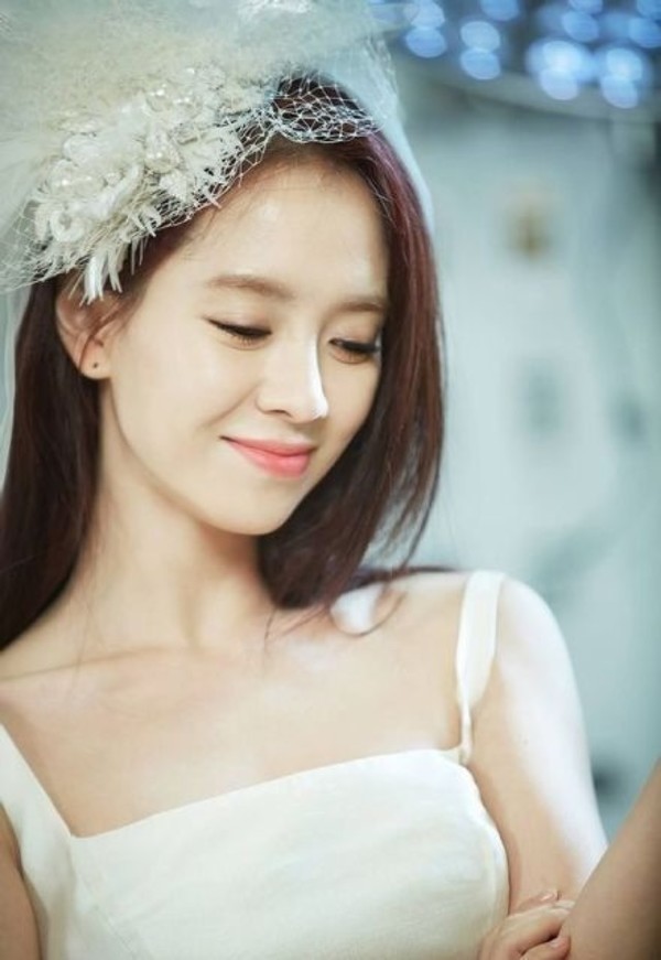 《我们相爱吧》素颜女神宋智孝魅力全解析  肌肤水嫩身材性感【组图】