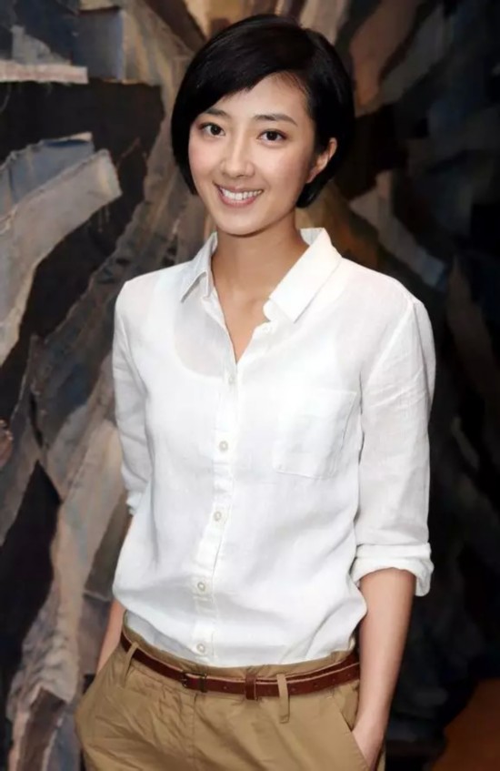宋慧乔竟把白衬衫穿得这么美 女星都爱春日必备白衬衫【组图】