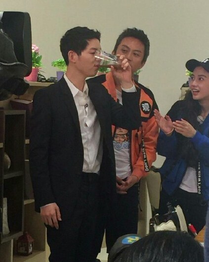 《跑男4》韩国录制 宋仲基 鹿晗 同框  跑男团模仿