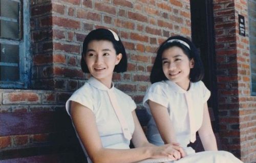 宋慧乔朴信惠全智贤杨幂范冰冰 中韩女星清纯校园照盘点【组图】