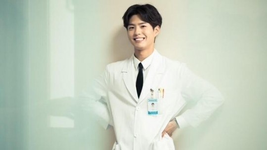 张艺兴朴宝剑南柱赫俞承豪 韩国90后鲜肉男星开始撩妹【组图】