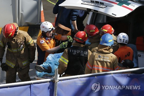 韩国南杨州地铁施工现场发生崩塌 已造成4死10伤【组图】