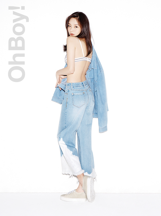 韩星李絮可爱风写真 玉腿美背显性感【组图】