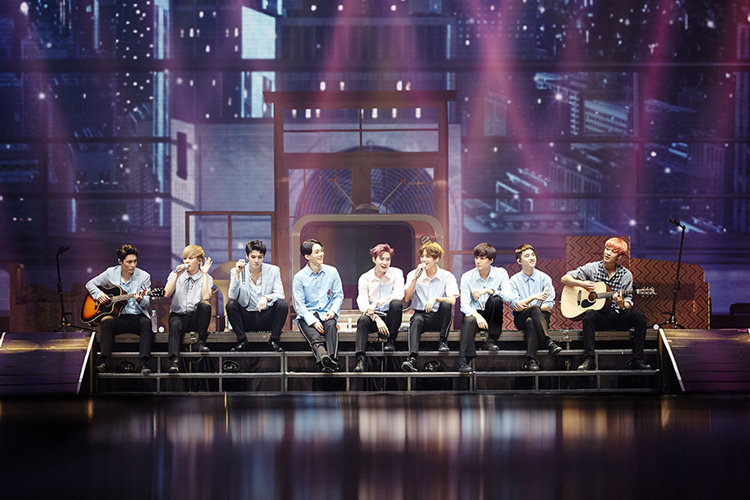 EXO第三次单独演唱会团队照