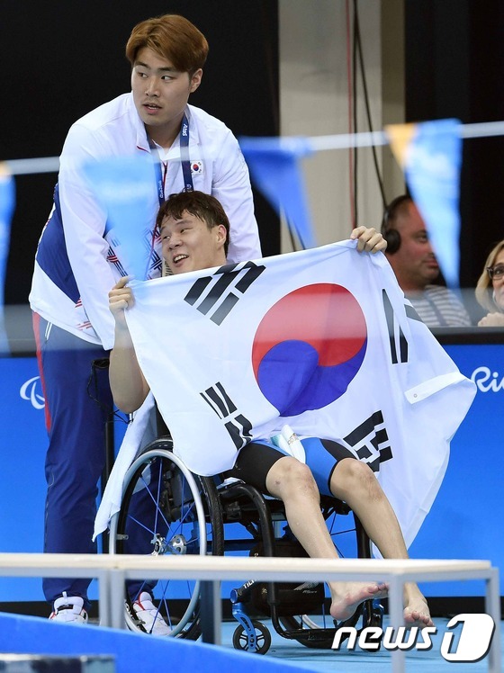 【里约残奥会】韩国选手赵基成夺得男子100米自由泳金牌