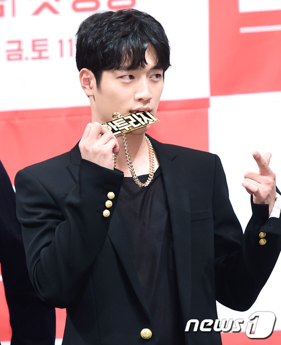 �쿵��