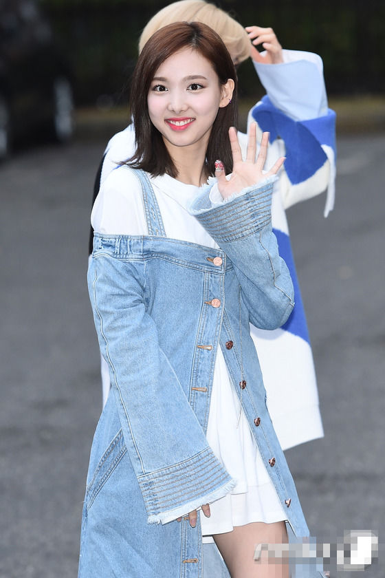 TWICE 娜蓮