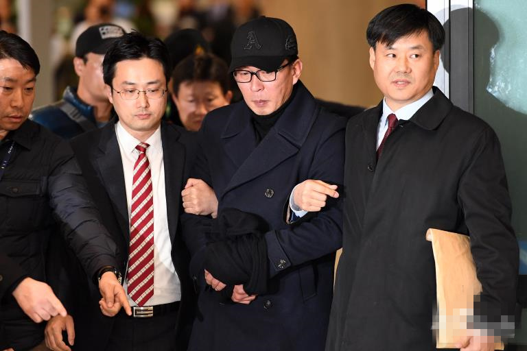 �����󱻼췽������