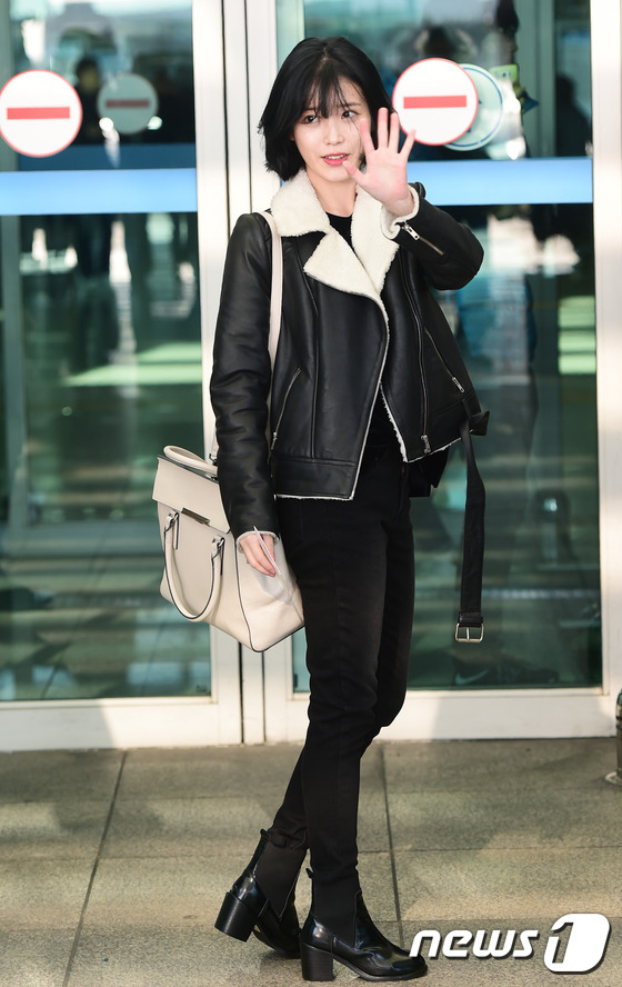 IU����LOOK�������� ����˧�� ����ͼ��