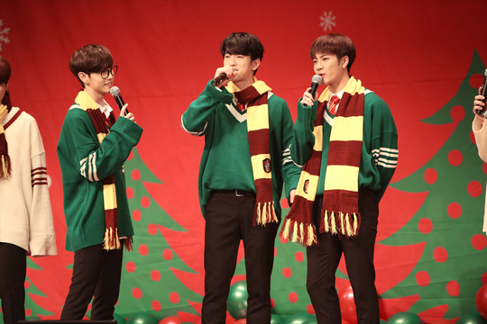 GOT7���˿�ȹ�����ʱ�� ���ζ������������ء���ͼ����7��