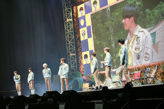 GOT7出道三周年見面會現場照大公開 王嘉爾朴珍榮穿玩偶服萌萌噠【組圖】【4】