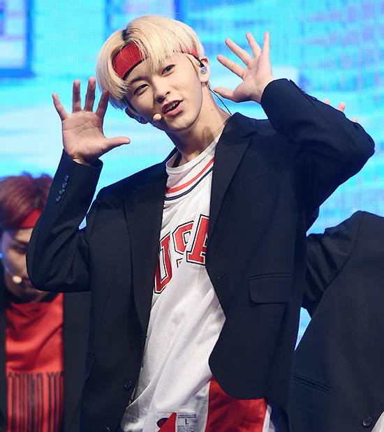 MARK