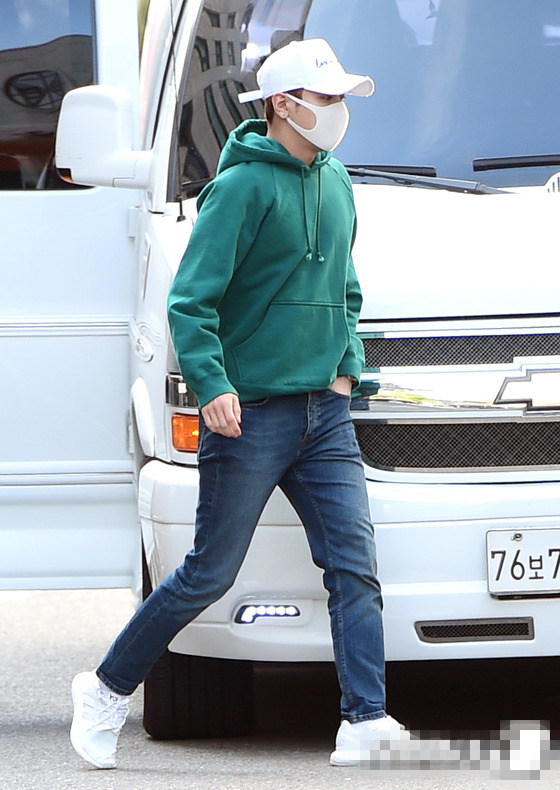 CNblue 鄭容和
