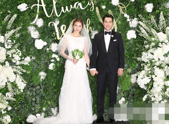 朱相昱車藝蓮今日結婚 甜蜜親吻洋溢濃濃幸福感【組圖】【3】