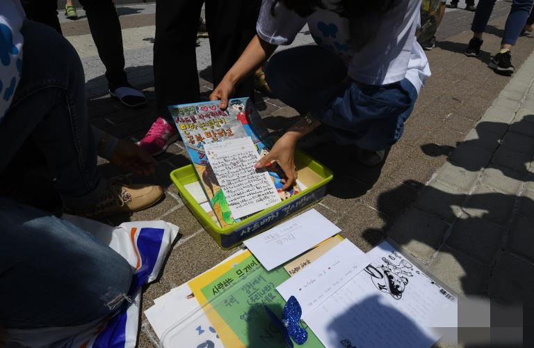 韓國兒童作畫送文在寅 呼吁取消部署“薩德”【組圖】【8】