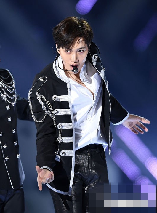 EXO kai