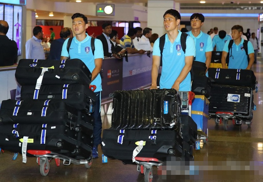 韓國隊抵達迪拜。